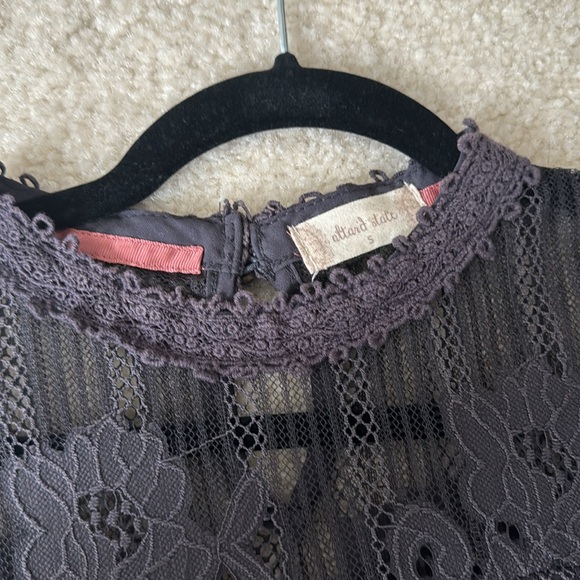 Altar’d state purple laced top - like new - Picture 2 of 5
